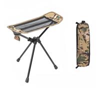 The Portable Fishing & Camping Solution Un taburete plegable compacto con soporte para las piernas (amarillo)