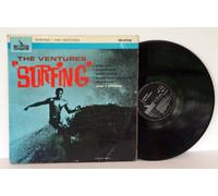 The Ventures - THE VENTURES surfing. Very rare first mono UK pressing 1963, matrix A-1N, B-1N. On silver and black Liberty Records [Vinilo]