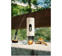 CREATE / THERA MOVE/Cafetera express portátil con funda de transporte para cápsulas y café molido blanco roto/Preparación en frío y en caliente, 15 bar, capacidad de 80ml, 150W