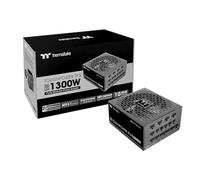 Thermaltake Toughpower TF3 1300W; 2 x PCIe 5.1 Nativo 12V-2x6; Conectores H++ de Doble Color; Cables Planos Grabados; Palanca OCM de riel múltiple; condensadores 100% japoneses; Titanio 80+; PS-TPD
