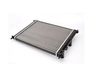 Thermotec D7F036TT - Enfriador de motor, transmisión manual, ancho de red 480 mm, longitud de la red: 415 mm, profundidad de la red: 23 mm