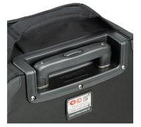 Derby sobre patines en el aeropuerto Think Tank V2.0