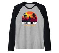 This Girl Loves Me Some Wolves Wolf Lover Gift For Girls Camiseta Manga Raglan