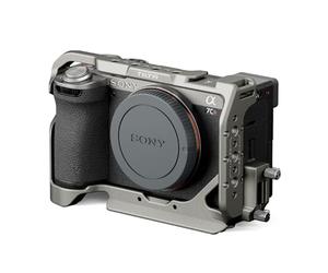 TILTA - Jaula completa para cámara compatible con Sony A7C II y A7C R con abrazadera de cable HDMI, gris titanio TA-T60-FCC-TG