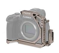 TILTA - Media jaula para cámara compatible con Panasonic S5 II y Panasonic S5 IIX con abrazadera de cable HDMI y USB-C, color gris TA-T50-HCC-TG