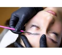 Tinte de cejas y pestañas con tratamiento de hidratación con colágeno para las dos y depilación de cejas