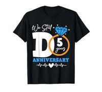 Todavía celebramos el quinto aniversario de boda de Funny Couple de 5 años Camiseta