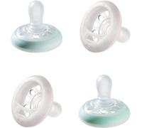 Tommee Tippee Chupete con Forma de Pecho Night, Textura Similar a la Piel, Diseño Anatómico Simétrico, 0-6 Meses, Set de 4