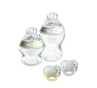 Tommee Tippee Set de regalo NS para recién nacidos, biberones anticólicos de 150 ml y 260 ml con tetina de flujo lento y Extralento y 2x chupetes Ultimate Fit de 0-6 mese, autoesterilización