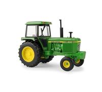 TOMY Tractor John Deere 4240 a escala 1:32 - Vehículo agrícola fundido a presión con transmisión de 2 ruedas motrices - Eje delantero orientable, peso delantero e interior de cabina detallado