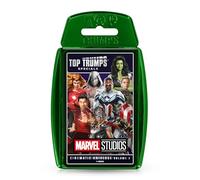 Top Trumps Marvel Cinematic Universe Volume 2 Juego de Cartas Especial, Juega con, Capitán América y Scarlet Witch, Juego Educativo para Viajar, Gran Regalo para niños a Partir de 6 años
