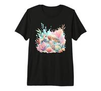 Tortuga del océano rodeada de Escena de Coral Camiseta Premium