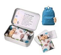 TOYMIS Pequeño Bolsillo Oso Positivo Abrazo Conjunto, Adorables Mini Osito de Peluche con Tarjeta Inspiradora Manta Dormir y Caja Hierro para Recuerdo de Parte (Oso Caqui y Manta para Dormir Azul)