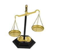 Toyvian Balanza De Metal Decorativa Vintage para Escritorio, Adorno De Metal Tamaño Único, Diseño Artístico De Justicia y Equidad, Decoración para Despacho o Hogar, Pieza Única para Centro De Mesa