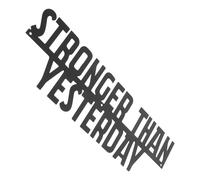 Toyvian Letrero Decorativo de Pared Metálico 40X12 CM Frase Inspiradora Stronger Than Yesterday para Gimnasio en Casa Arte Mural Motivacional y Decoración Deportiva Funcional