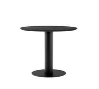 &Tradition Mesa In Between SK11 Roble lacado negro. base de metal negro mate