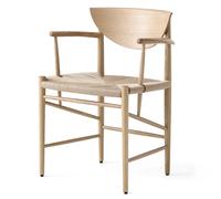&Tradition Silla Drawn HM4 con reposabrazos roble aceitado