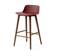 &Tradition Taburete de barra Rely HW123 Red brown-nogal lacado. 65 cm