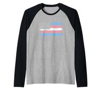 Trans Colors USA US Flag LGBTQ+ Activist Transgender Flag Camiseta Manga Raglan