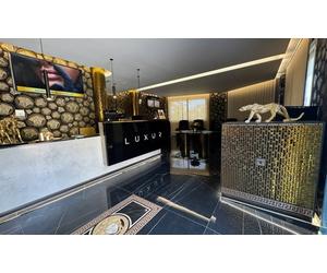 Tratamiento facial exfoliante con masaje facial a elegir entre craneoencefálico o antiarrugas y diagnóstico