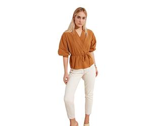 Trendyol Woman Regular Standard V Neck Woven Blouse Camisa, Camel, 38 para Mujer