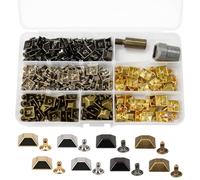 Trimming Shop Paquete de patas piramidales de 12 mm con troquel y caja de almacenamiento, 100 tachuelas de metal para bolso y bolsos, remaches inferiores de bolsa piramidal para kit de manualidades de