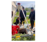 Trípode de seguridad para obras de construcción, arnés de rescate salvavidas y protección contra caídas, patas ajustables para espacios reducidos, equipo de elevación para mayor seguridad