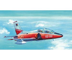 Trumpeter 01636 - 1:72 Chinese JL-8 (K-8 Karakorum) Trainer - Nuevo