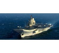 Trumpeter 06703 - 1:700 Pla Azul Marino Aircraft Carrier - Nuevo