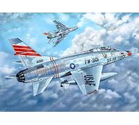 Trumpeter 03221 - 1:32 F-100C Super Sabre - Nuevo