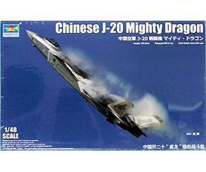 Trumpeter TRU05811 1/48 J-20 Mighty Dragon - Kit de Modelo de plástico, Multicolor