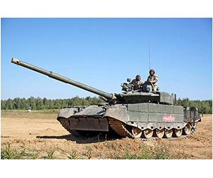 Trumpeter TRU09587 1/35 T-80 BVM MBT Kit de Modelo de plástico, Multicolor