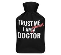 Trust Me I'M Almost A Doctor - Botella de agua de goma con cubierta de felpa suave, bolsa de agua caliente para invierno, manos y pies, protección contra el frío, 1000 ml