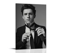 TSNKNP Tom Holland Póster Blanco y Negro Pintura Decorativa Lienzo Arte de Pared Salón Póster Dormitorio Pintura, Arte de Pared Impresión de Imagen Moderna Decoración de Habitación Familiar 40 x 60 cm