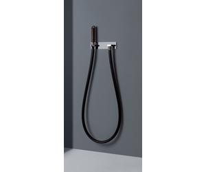 Tubo de agua Kneipp de Gessi, manguera Kneipp negra, cabezal de ducha de madera, versión con soporte de ducha y codo de conexión a la pared, 32961735, Color: Bronce cálido PVD