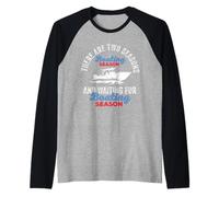 Two Seasons Boating, divertido capitán de barco, amante de la navegación Camiseta Manga Raglan