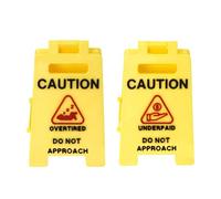 Uclac Letrero de escritorio con texto en inglés "Caution Overtimulated Desktop" - Letrero de escritorio divertido impreso en 3D, decoración de escritorio humorística