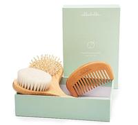 Ullabelle Juego de 4 cepillos y peine de madera para recién nacidos y niños pequeños en caja de regalo elegante, pelo de cabra natural ultrasuave y cepillo de madera para bebé, evita la tapa de la