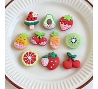 Un set de 10, con un tema de frutas , para decoraciones de zapatos y para realzar artículos de calzado, un visual , lo que lo convierte en una opción ideal para pequeños regalos navideñas.