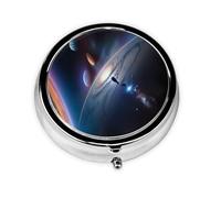 Una fascinante caja de medicina pequeña de tres compartimentos del universo, portátil, puede almacenar vitaminas, aceite de pescado y productos de salud.