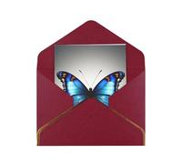 Una tarjeta de felicitación con estampado de mariposa azul, doblada a la mitad de las tarjetas para cumpleaños, bodas, fiestas.