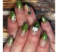 Uñas a presión listas para fiestas, 24 piezas con purpurina verde y tréboles de arco iris para celebraciones, añadiendo encanto y fortuna patrón de tréboles para fiestas, proporciona una fácil