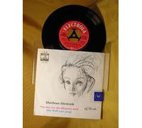 unbekannt - Marlene Dietrich : Sag mir wo die Blumen sind. Die Welt war jung. A : Sag mir wo die Blumen sind. B : Die Welt war jung.