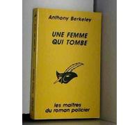 Une femme qui tombe