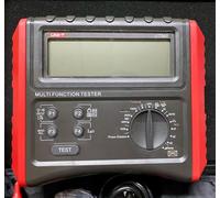 UNI-T UT590 Series Multifunction Installation TestersComplete earth loop impedance measuring kit/earth loop impedance tester unit
