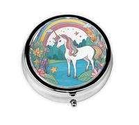 Unicorns by The River. Este pequeño pastillero redondo impreso es un organizador portátil de pastillas y vitaminas perfecto para bolsillos, bolsos y viajes.