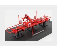 Universal Hobbies UH5356 Kuhn - G6502 Voltafieno - Rojo - 1:32