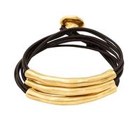 UNO de 50 Pulsera Unisex de Triple Vuelta con Base de Cuero marrón y Detalles tubulares bañados en Oro. Una creación única elaborada en España siguiendo un Proceso Cien por Cien Artesanal.