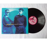 Urban Hype - Living in a fantasy [Vinyl Single]