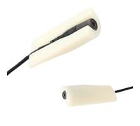 URSA MiniMount Slim, de perfil bajo y fabricado en plástico endurecido. Acabado a mano para una mayor suavidad. Incluye 5 pegatinas MiniMount hipoalergénicas (blancas, Sennheiser MKE1)